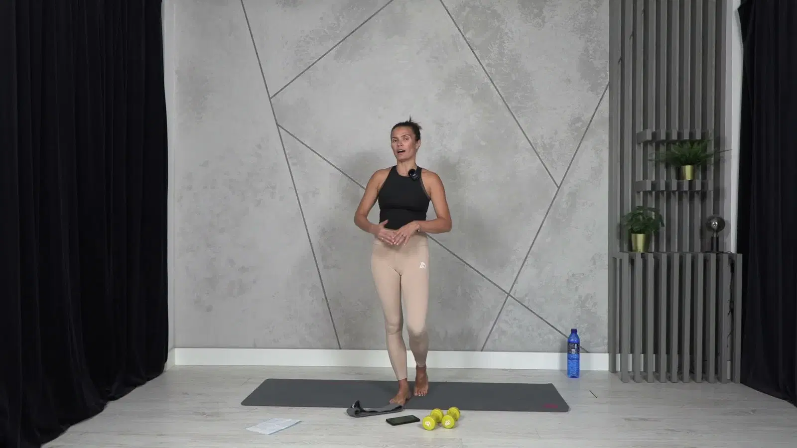 Kadr z treningu Cardio & Brzuch - 2 tygodnie mocy - dzień 8