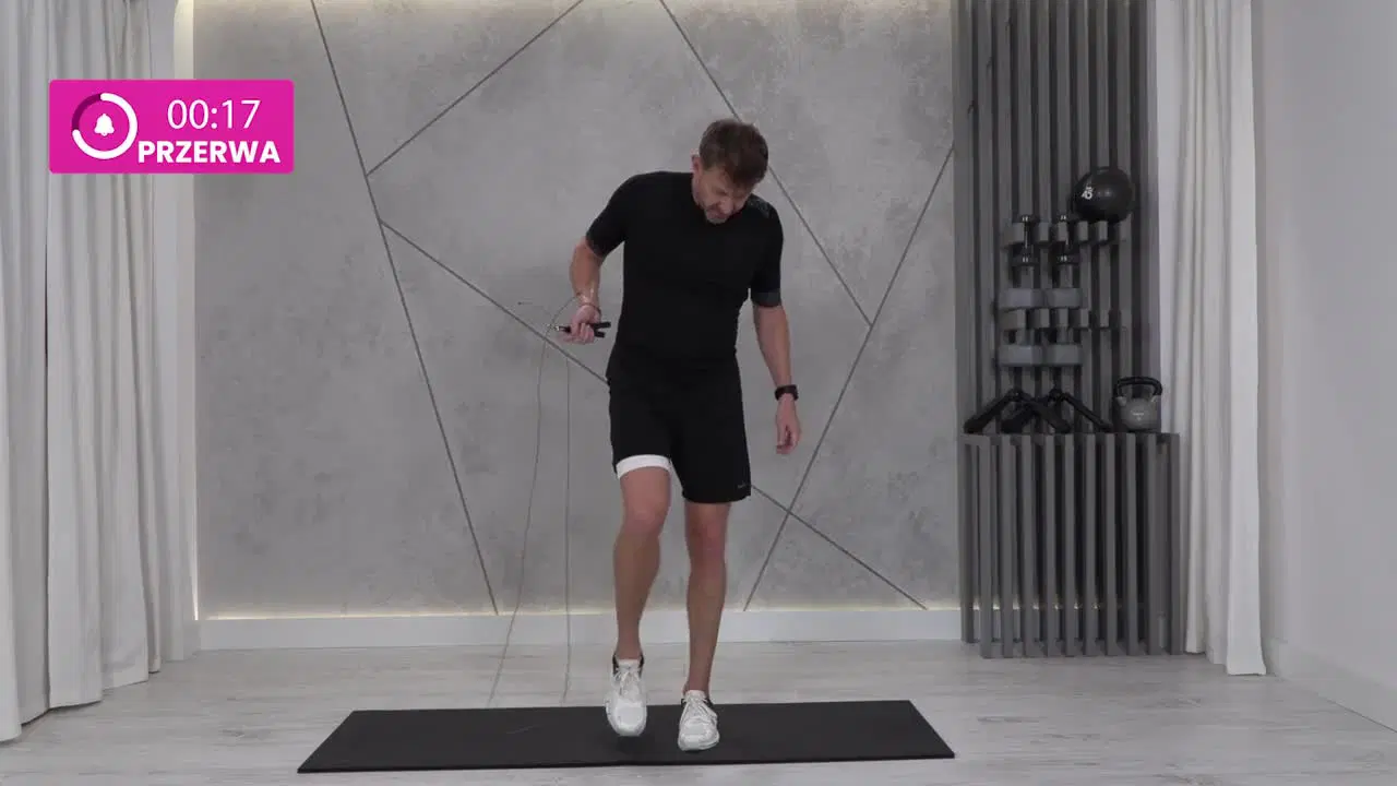 Kadr z treningu Skakanka Cardio z Dawidem - kondycja i koordynacja