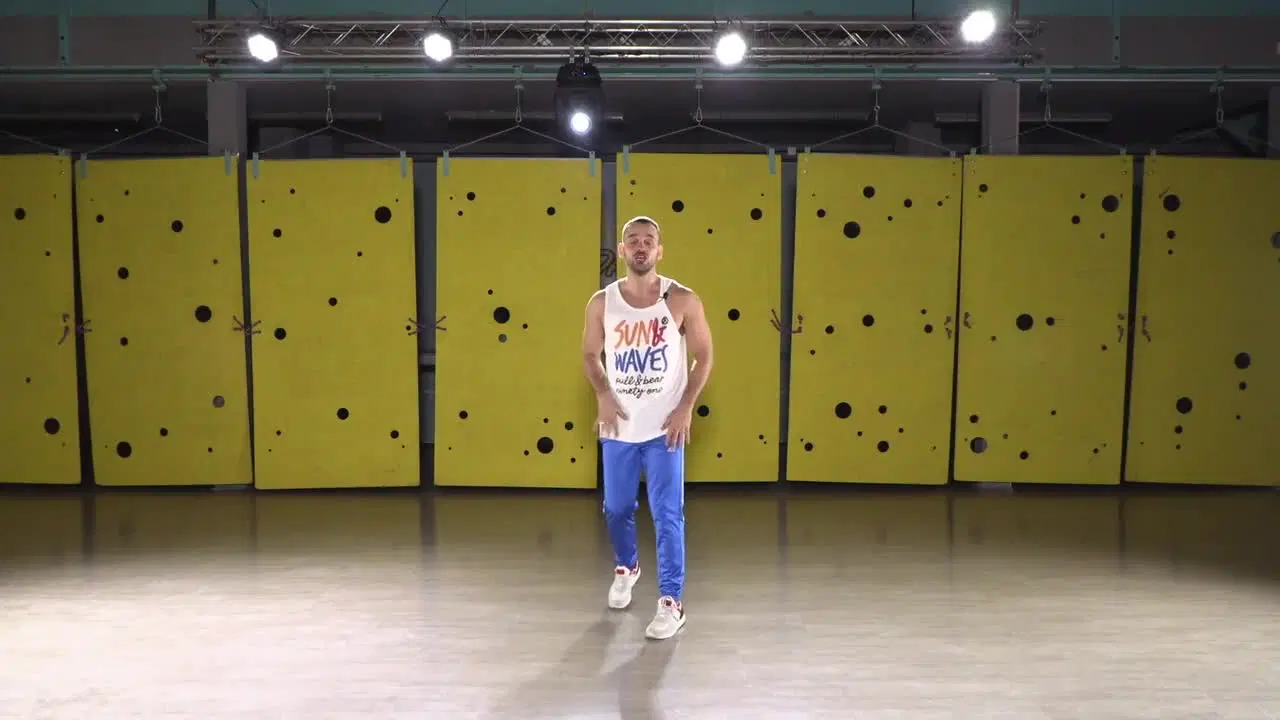 Kadr z treningu Fit Dance Mario - rytm i energia